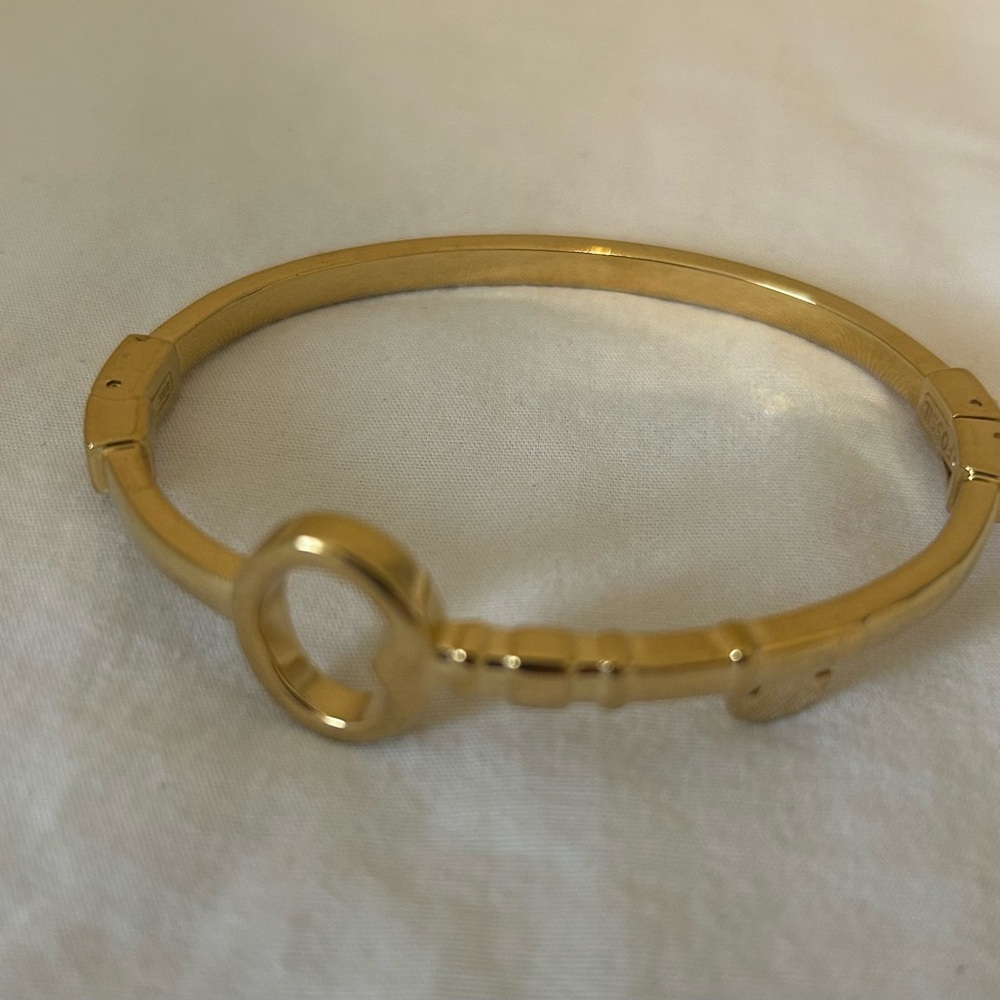 Fossil Gold-Tone Key Bracelet